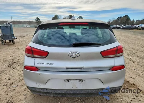 2019 Hyundai Elantra Gt z USA, uszkodzony, nr VIN KMHH35LE1KU094993